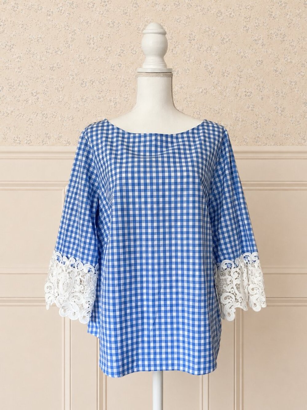Liz Claiborne Career Blue Gingham Blouse XL Lace Bell Sleeve Cotton